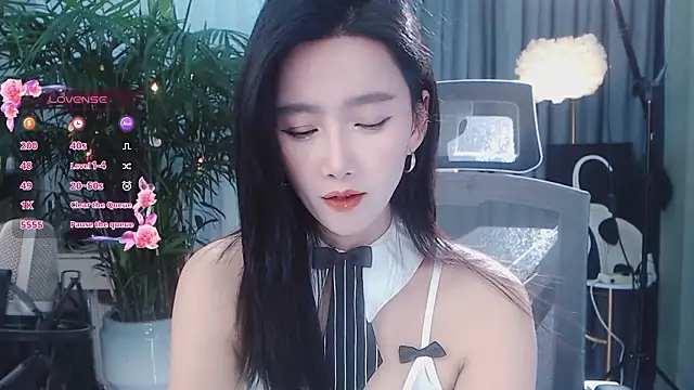 feifei-love 现场XXX聊天