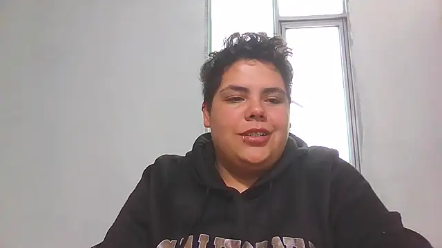 Онлайн чат XXX Hailey_Curvy