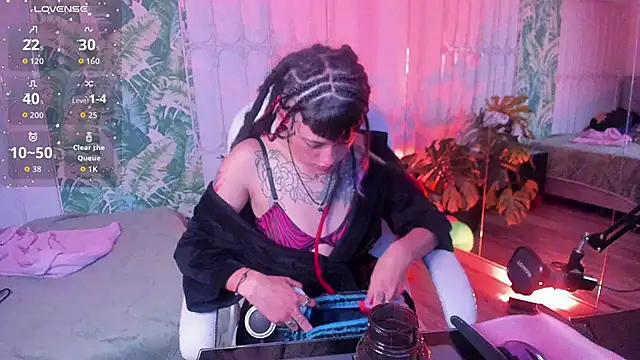 _sharlotte777のライブXXXチャット