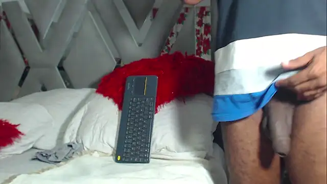 AndyCalifornia1: απευθείας συνομιλία ΧΧΧ