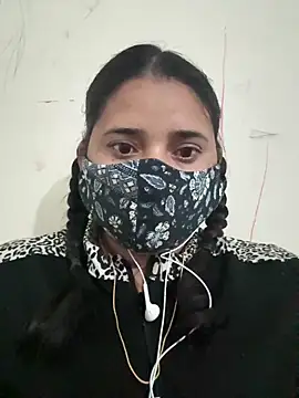 Chat +18 de KUSUM-STRIP ao vivo