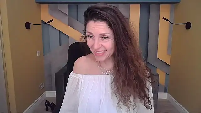 XXX chat uživo modela EllaLong