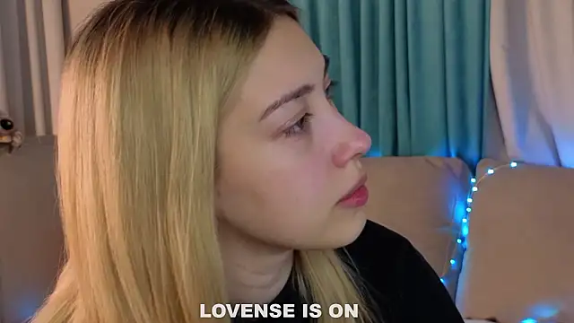 Chatroom XXX en direct de AngelicRice