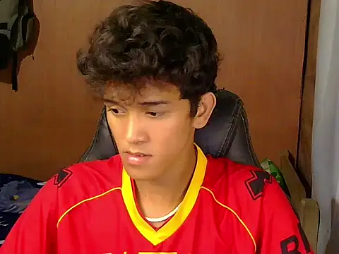 Chat +18 de hugekenbigcock ao vivo