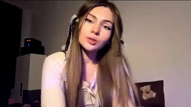 millacrismas live XXX chat