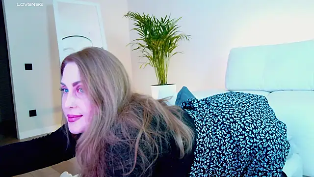 Živý XXX chat Miss_Magic_Eyes_