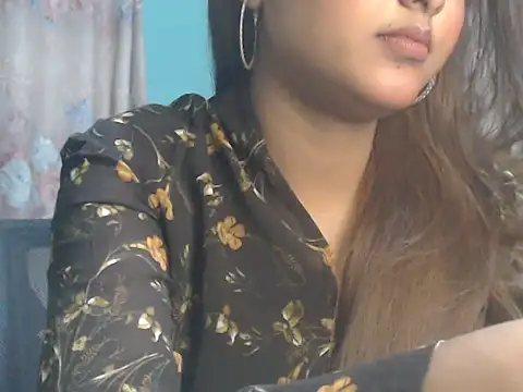 NancyRuvi: онлайн-секс-чат