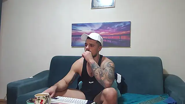 Tiberius_hunk – Live XXX-chat