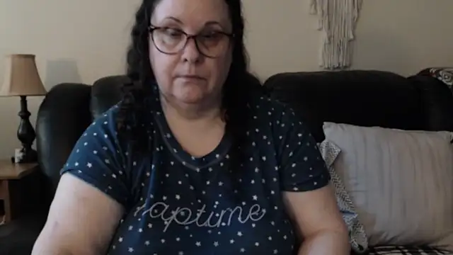 Juicy_Julie469 Adlı Modelin Canlı XXX Sohbeti