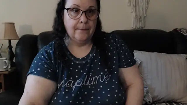 Juicy_Julie469 élő XXX-chatje