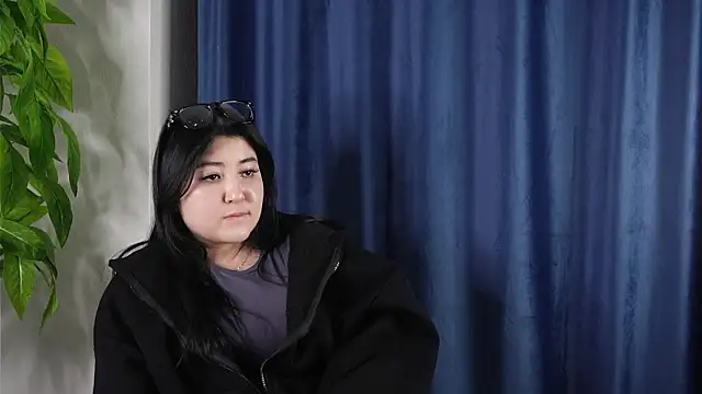 ElnaSharits live XXX chat