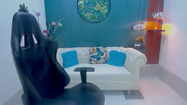 Miagreys1 live XXX chat