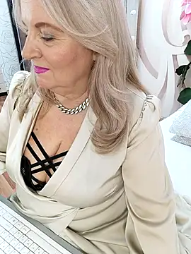 AvrilMillers Chat XXX live