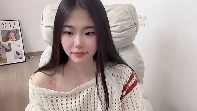 suki-1 élő XXX-chatje