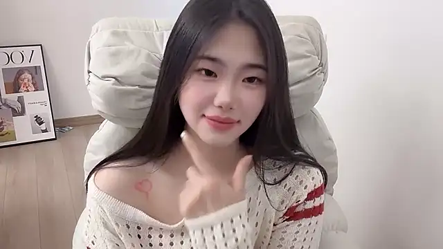 suki-1 Chat XXX in diretta