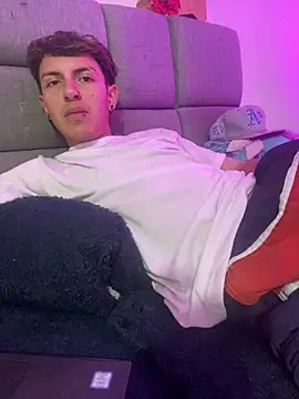 NaytonFreeman's Live XXX Chat