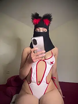 arabayla 即時 XXX 聊天