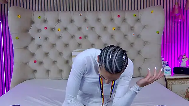 PlayfulShow Webcam show