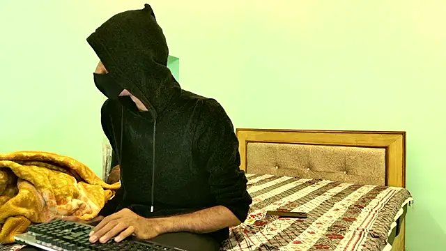 Онлайн чат XXX zihan777