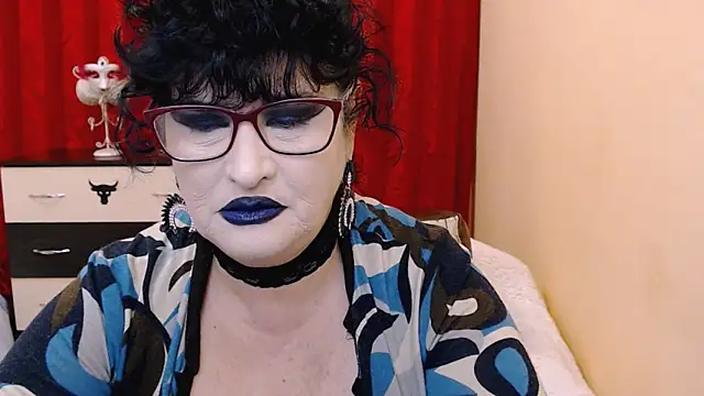 QuuenOfSin live XXX chat