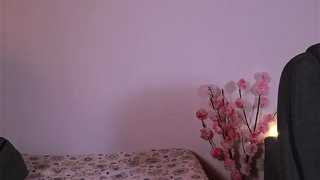 kathieandpovcock1 live XXX chat