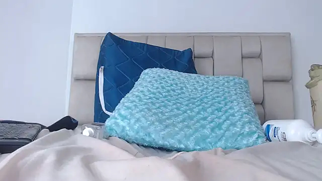 Ambar-Collins69 Live XXX Chat