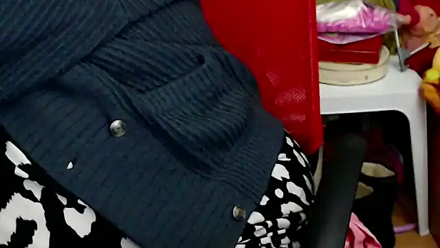 mayasmith: онлайн-секс-чат