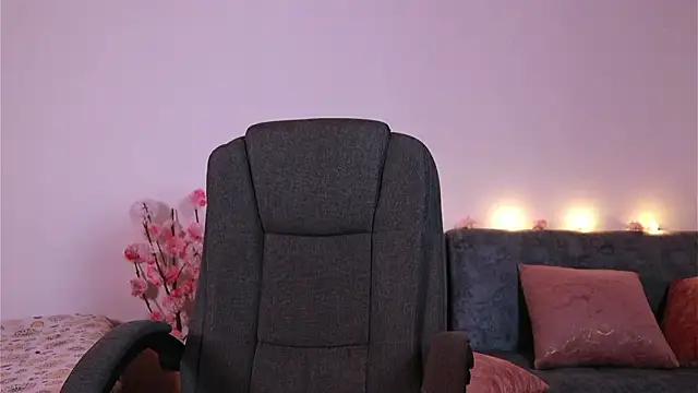 kathieandpovcock1's Live XXX Chat