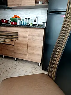 LEIRIS_Y_FRED_01 Adlı Modelin Canlı XXX Sohbeti