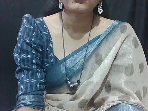 Thilothama_Vaishu Adlı Modelin Canlı XXX Sohbeti