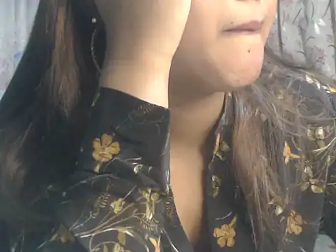 NancyRuvi Chat XXX live