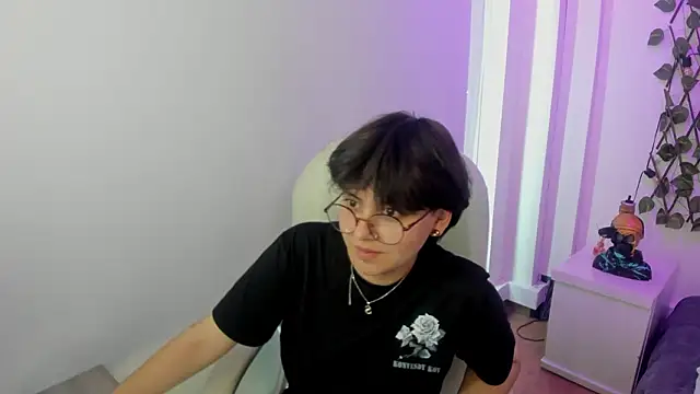 Nathaly_ds élő XXX-chatje