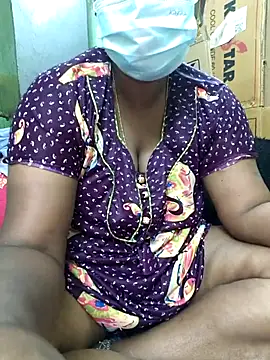 Tamilselviroja-'s Live XXX Chat