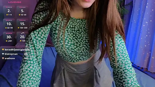 Mia_Myles 现场XXX聊天