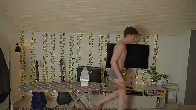 RusBradPitt élő XXX-chatje