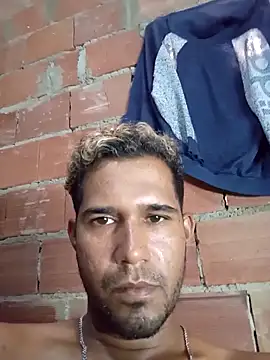 yanshotQQQQ's Live XXX Chat