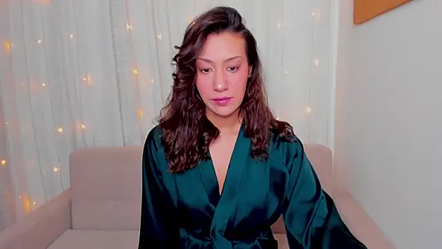 FieryHeart Adlı Modelin Canlı XXX Sohbeti