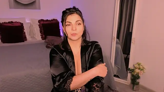 ButterflyMika32 লাইভ XXX চ্যাট