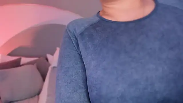 Nicolle_W's Live XXX Chat