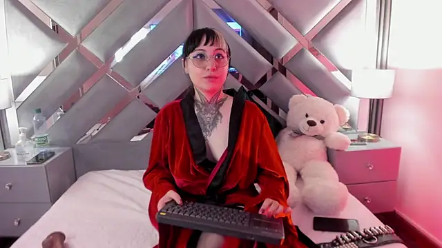 Ravenna666_'s Live XXX Chat