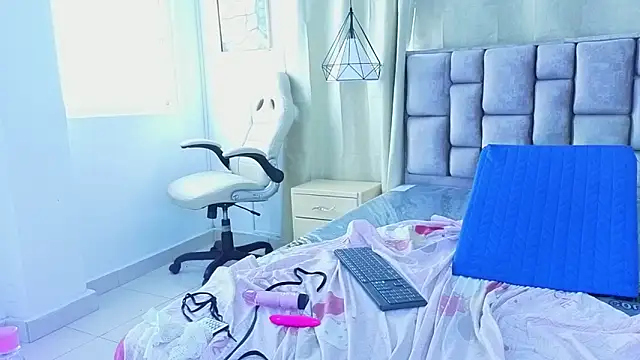 Онлайн чат XXX scarlettjohnson_