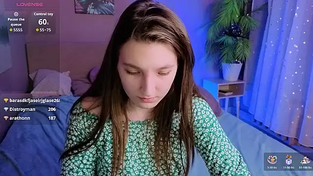 Mia_Myles Adlı Modelin Canlı XXX Sohbeti