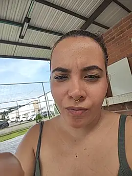 Emma_Wish Adlı Modelin Canlı XXX Sohbeti