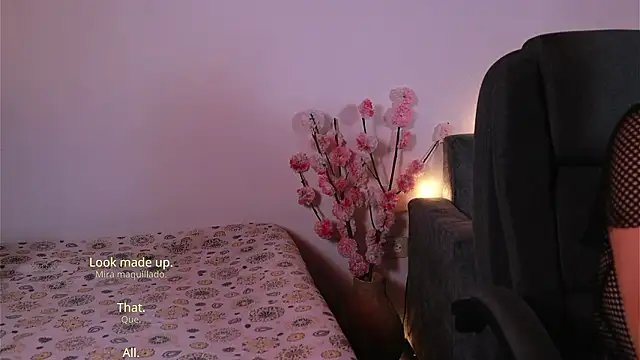 kathieandpovcock1 Adlı Modelin Canlı XXX Sohbeti