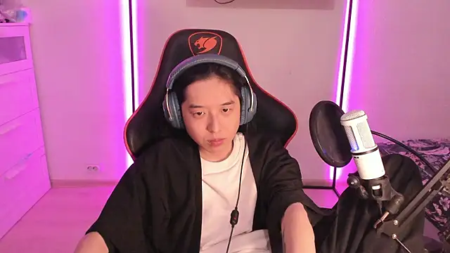 wexlee7 élő XXX-chatje