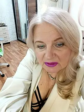 AvrilMillers' Live XXX Chat