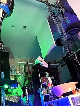 gurlnips' Webcam Show