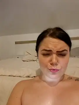 Xladycharme Chat XXX live