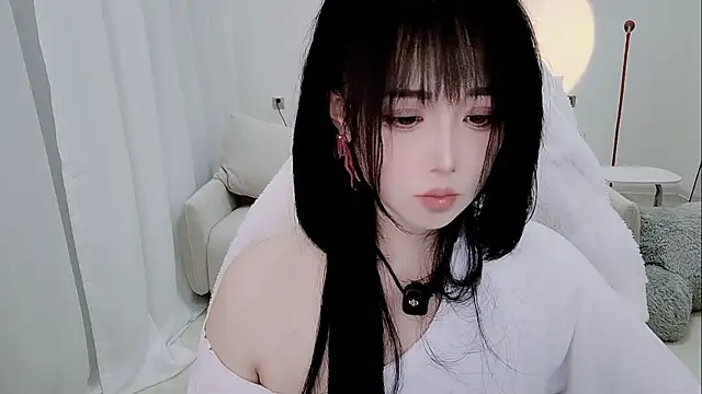 Evangelin-e's Live XXX Chat