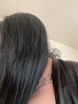 eva_sexx69 Adlı Modelin Canlı XXX Sohbeti